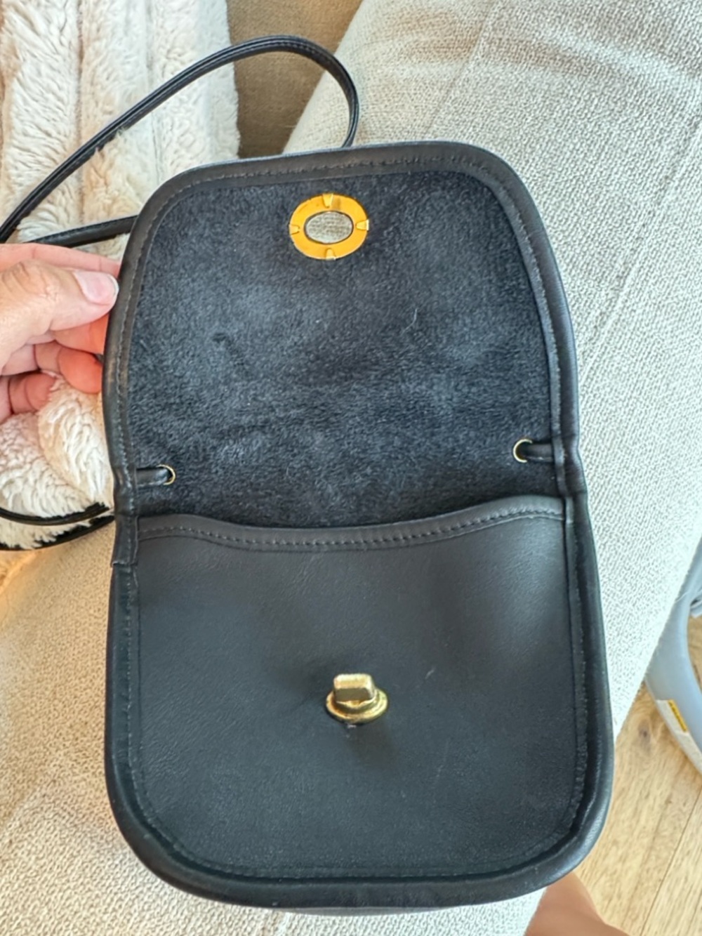 Rare 90s Coach Everett Bag Black Leather Turnlock Crossbody USA - Picture 3 of 10